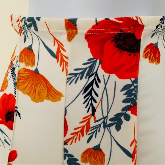 Wide leg floral white pants - Picture 3 of 4